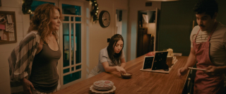 Ҹ   / Katie's Mom (2023/WEB-DL/WEB-DLRip)