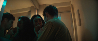�������� ���� / Deep Water (2026/BDRip)