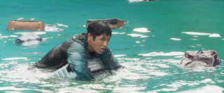 �������� ���� / Deep Water (2026/BDRip)